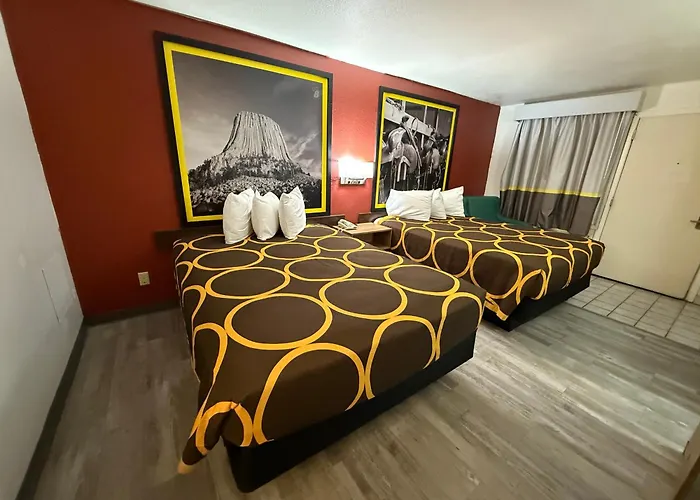 Super 8 By Wyndham Newcastle