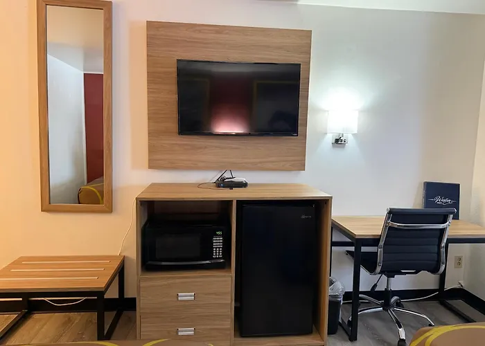 Super 8 By Wyndham 2* Newcastle