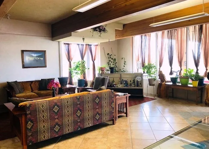 Super 8 By Wyndham Motel Newcastle