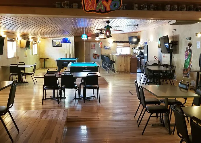 Super 8 By Wyndham Motel 2*